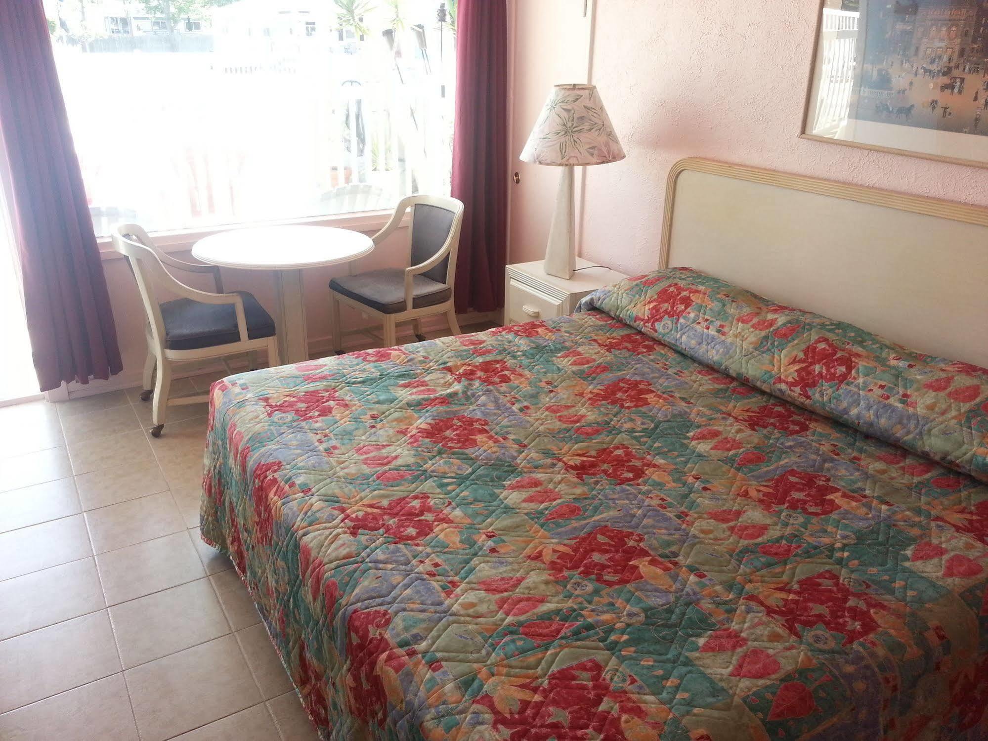 Sandbox Motel Wildwood Exterior photo
